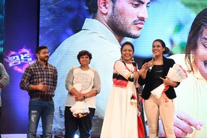 Celebrities at Thikka Audio Launch